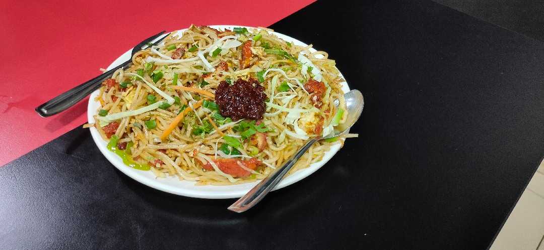 Chicken Manchurian Noodles